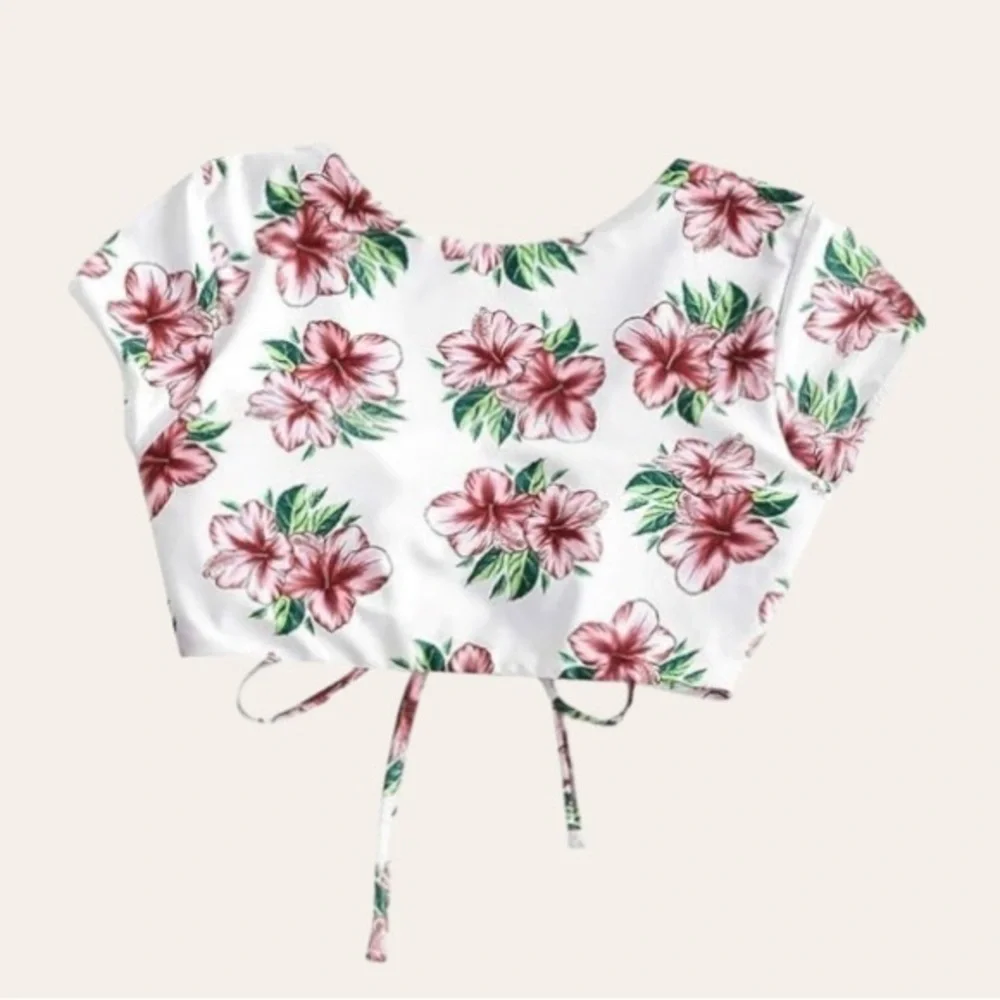 🚨 BUNDLE 5 FOR $20 🚨 Zaful Floral Scrunch Tie Padded Bathingsuit Top 💕